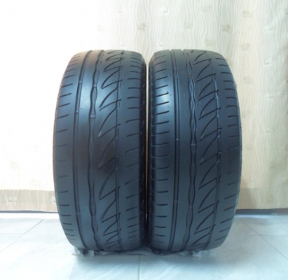 ยางซิ่ง,195/55R15 Bridgestone Re002 สภาพดีหนึ่งคู่ครับ