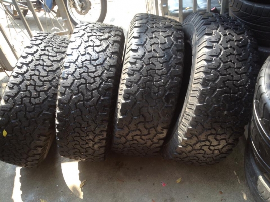 ขายยาง BF ALLTERRAIN 265-70-16 ดอกเป็นก้อน 1ชุดครับ 7500 ขายยาง BF ALLTERRAIN 265-70-16 ดอกเป็นก้อน 1ชุดครับ 7500