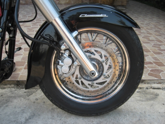 ขาย ยามาฮ่าแดร็กสตาร์ 400 คลาสสิคปี 2000 ขาย ยามาฮ่าแดร็กสตาร์ 400 คลาสสิคปี 2000