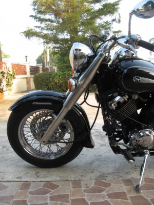 ขาย ยามาฮ่าแดร็กสตาร์ 400 คลาสสิคปี 2000 ขาย ยามาฮ่าแดร็กสตาร์ 400 คลาสสิคปี 2000