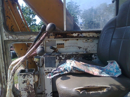 รถขุด KOMATSU 12HD-2