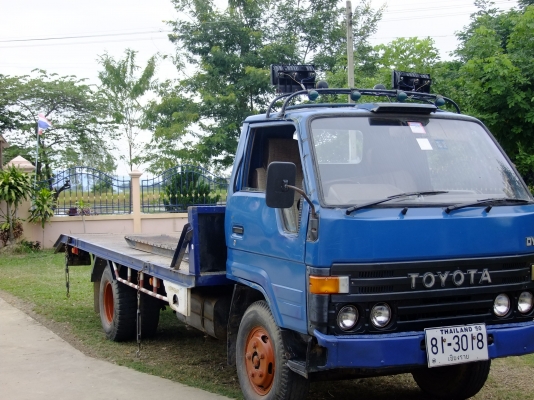 ขายเทนเลอร์ 6 ล้อโตต้า ไดน่า 300 เสริมแต่งเรียบร้อย ทะเบียนเต็ม