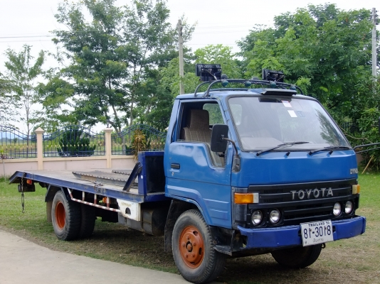 ขายเทนเลอร์ 6 ล้อโตต้า ไดน่า 300 เสริมแต่งเรียบร้อย ทะเบียนเต็ม