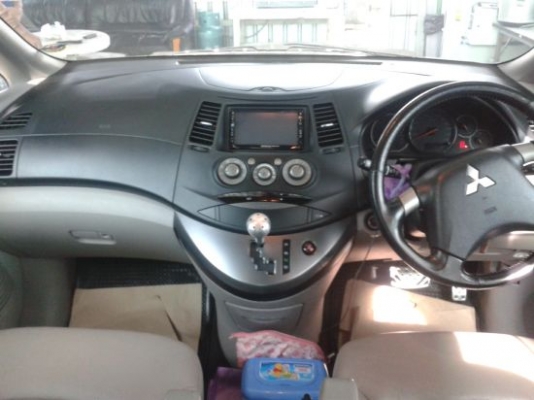 รถบ้านแท้ เจ้าของเต้นท์ใช้เอง เดิมทั้งคัน ไม่เคยทำสีและติดแก๊ส หน้าเดิม หลังเดิม วิ่งน้อยพร้อมใช้งานไม่ต้องเอาไปซ่อม จัดไฟแนนซ์ได้เต็ม มาดูรถก่อนหรือทดลองขับดูได้