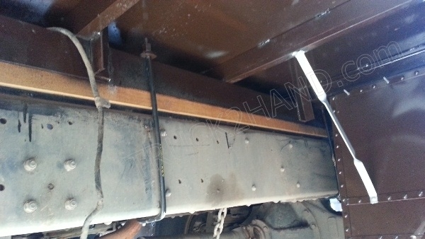 รถบรรทุก 10 ล้อ ยี่ห้อ HINO 168 แรงม้า ติดแก๊ส NGV 8 ถัง ลักษณะถังยืน