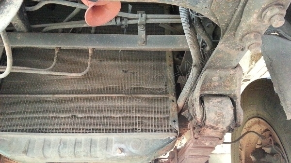 รถบรรทุก 10 ล้อ ยี่ห้อ HINO 168 แรงม้า ติดแก๊ส NGV 8 ถัง ลักษณะถังยืน