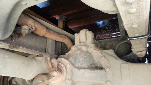 รถบรรทุก 10 ล้อ ยี่ห้อ HINO 168 แรงม้า ติดแก๊ส NGV 8 ถัง ลักษณะถังยืน