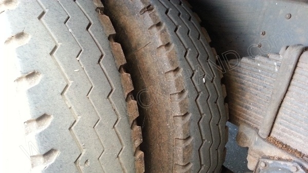 รถบรรทุก 10 ล้อ ยี่ห้อ HINO 168 แรงม้า ติดแก๊ส NGV 8 ถัง ลักษณะถังยืน