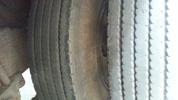 รถบรรทุก 10 ล้อ ยี่ห้อ HINO 168 แรงม้า ติดแก๊ส NGV 8 ถัง ลักษณะถังยืน