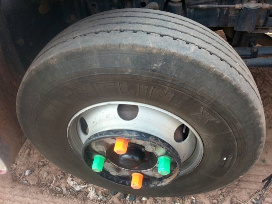 ISUZU FXZ  ติดต่อปารวี  โทร 0839686255