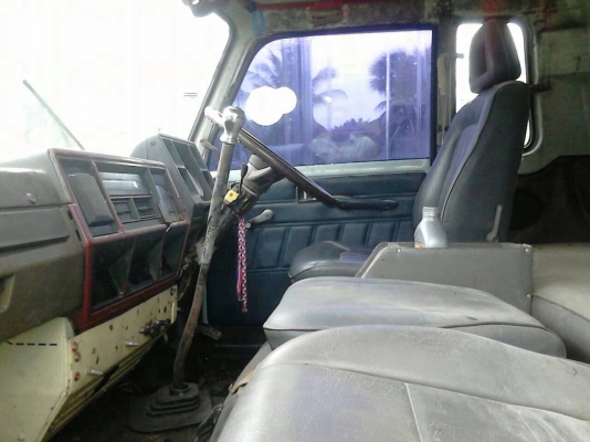 ISUZU JCM รถน้ำมัน เพลาเดียว เครื่องเดิม เกียร์เดิม หัวเดิม คัสซีสวย ถัง15000ล.