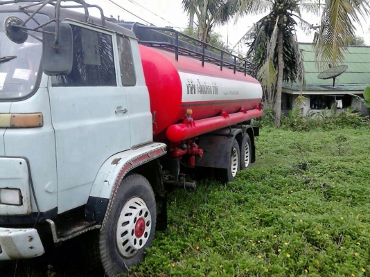 ISUZU JCM รถน้ำมัน เพลาเดียว เครื่องเดิม เกียร์เดิม หัวเดิม คัสซีสวย ถัง15000ล.
