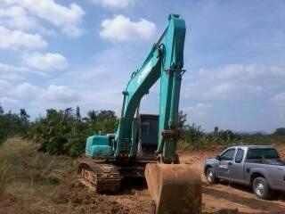 ขายรถแบ็คโฮ  KOBELCO SK200-6 YN10 ไมล์ 12561 เอกสารเล่มทะเบียน