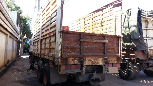 รถบรรทุก พ่วงแม่-ลูก ยี่ห้อ NISSAN 275 แรงม้า ติดแก๊ส NGV 8 ถังลักษณะถังยืน