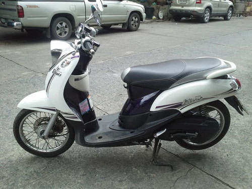 FINO ปี 55 รถเกรด A รถสวย เดิมๆ หลุดจำนำ ไม่มีเล่ม โอนไม่ได้ แต่มีสัญญาซื้อขายให้ สำเนาหน้าเล่ม ต่อภาษี พรบ.ได้ปกติจ้า ใช้ตจว.คุ้มๆๆๆ  15,900