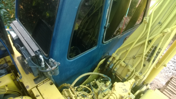 ขายแบ็คโฮเก่านอกใช้งานน้อย