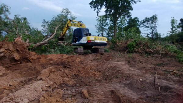 ขายแบ็คโฮเก่านอกใช้งานน้อย