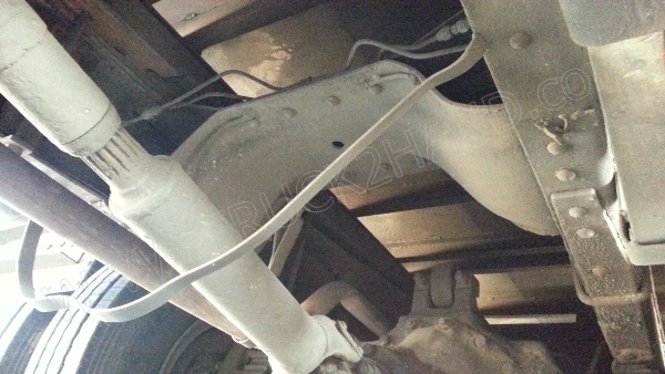 รถบรรทุก 10 ล้อ ยี่ห้อ HINO 168 แรงม้า  ติดแก๊ส NGV 8 ถัง ลักษณะถังยืน