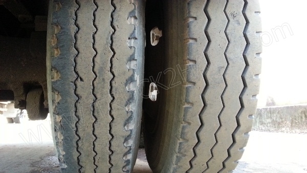 รถบรรทุก 10 ล้อ ยี่ห้อ HINO 168 แรงม้า  ติดแก๊ส NGV 8 ถัง ลักษณะถังยืน