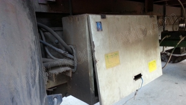 รถบรรทุก 10 ล้อ ยี่ห้อ HINO 168 แรงม้า  ติดแก๊ส NGV 8 ถัง ลักษณะถังยืน