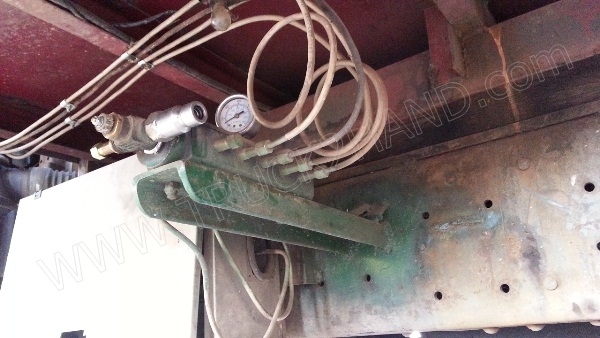 รถบรรทุก 10 ล้อ ยี่ห้อ HINO 168 แรงม้า  ติดแก๊ส NGV 8 ถัง ลักษณะถังยืน