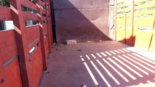 รถบรรทุก 10 ล้อ ยี่ห้อ HINO 168 แรงม้า  ติดแก๊ส NGV 8 ถัง ลักษณะถังยืน