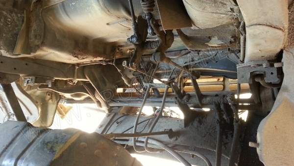 รถบรรทุก 10 ล้อ ยี่้ห้อ HINO ติดแก๊ส NGV 8 ถัง ลักษณะถังยืน