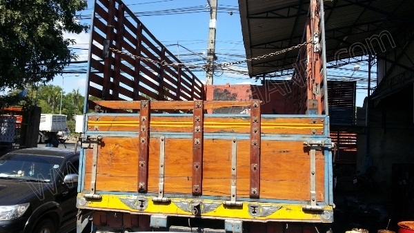 รถบรรทุก 10 ล้อ ยี่ห้อ HINO 168 แรงม้า ติดแก๊ส NGV 8 ถัง ลักษณะถังยืน รถบรรทุก 10 ล้อ ยี่ห้อ HINO 168 แรงม้า ติดแก๊ส NGV 8 ถัง ลักษณะถังยืน