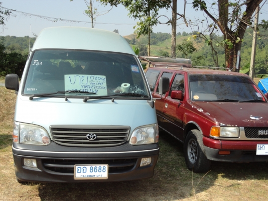 ขายรถตู้ปี2004 เครื่อง2JZออโต้ ติดแก๊สLPG ราคา 270000
