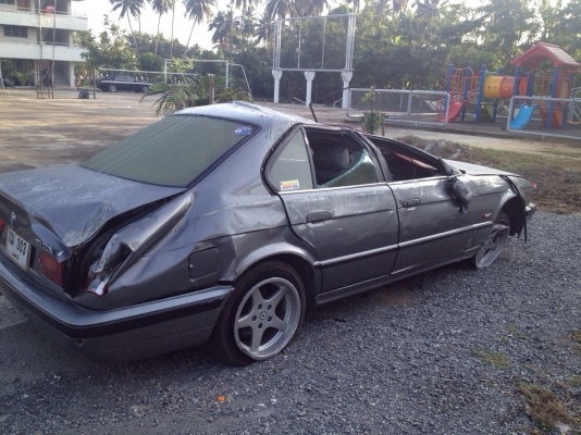 ขาย ซาก BMW 525 e34 ปี 94 เล่มทะเบียนครบ เอาไปปั้น หรือ แยกอะไหล่ ขาย ซาก BMW 525 e34 ปี 94 เล่มทะเบียนครบ เอาไปปั้น หรือ แยกอะไหล่