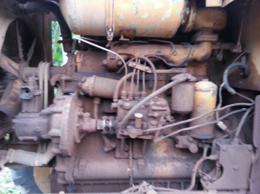 รถเกรด  KOMATSU  GD37  สนใจติดต่อ 081 - 6079515