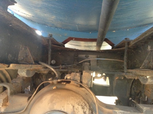 ขายรถบรรทุกแทงค์น้ำ 10 ล้อหัวยาวเพลาเดียว ชุดปั้มน้ำอยู่ครบ คัสซีสวยตลอดเส้น เครื่อง 6BF1 175 แรงม้า เกียร์ร็อคกี้ ยางเต็ม ทะเบียนพร้อมโอนครับ