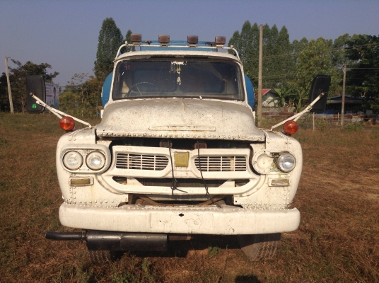 ขายรถบรรทุกแทงค์น้ำ 10 ล้อหัวยาวเพลาเดียว ชุดปั้มน้ำอยู่ครบ คัสซีสวยตลอดเส้น เครื่อง 6BF1 175 แรงม้า เกียร์ร็อคกี้ ยางเต็ม ทะเบียนพร้อมโอนครับ