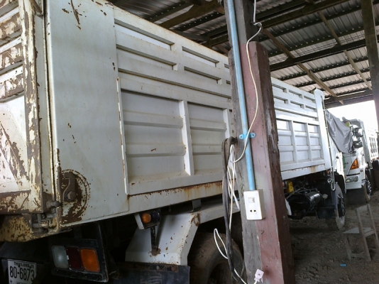 Hino Mega 260 ปี 48 เดิม ๆ พร้อมใช้ Hino Mega 260 ปี 48 เดิม ๆ พร้อมใช้