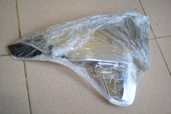 __กระเป๋าข้าง + บังโซ่ steed 400 $ 1,500__