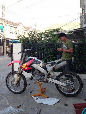 cr125 ปี98-99 เก่าญี่ปุ่น ประกอบใหม่ 45000.- ปิดการขาย