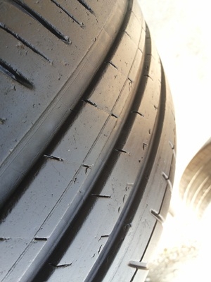 ขายยาง205/55/16 ปี 11/2เส้นปี10/2เส้น MICHERLIN PILOT Sport3 1 ชุด