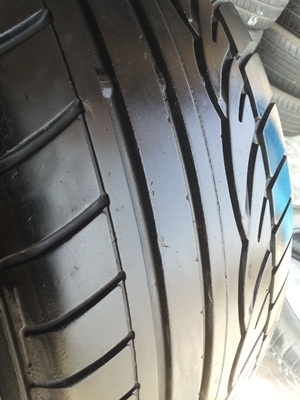 ขายยาง205/55/16 ปี 12/3เส้นปี11/1เส้น DUNLOP SP01 1 ชุด