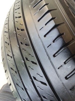 ขายยาง215/65/16 ปี 0713 DUNLOP SP LT37 1ชุด