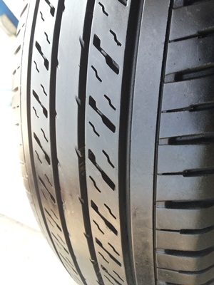 ขายยาง215/65/16 ปี 0713 DUNLOP SP LT37 1ชุด