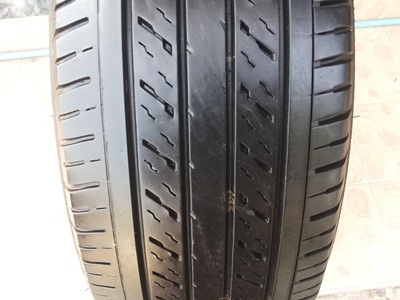 ขายยาง215/65/16 ปี 0713 DUNLOP SP LT37 1ชุด