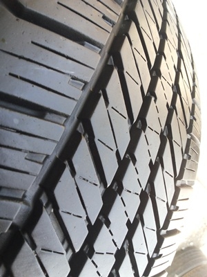 ขายยาง265/65/17 ปี 12 BRIDGESTONE DUELER HT 684 1 ชุด