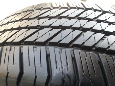 ขายยาง265/65/17 ปี 12 BRIDGESTONE DUELER HT 684 1 ชุด