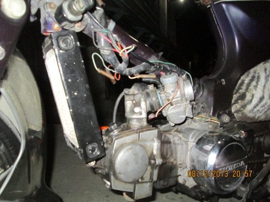 ขายC70แท้ ยกคันหรือแยกโครงครับ