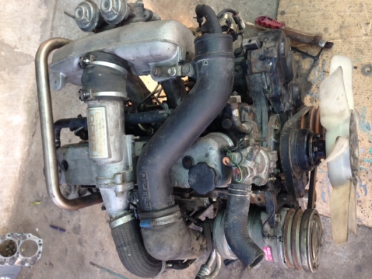 ขอขายเครื่องISUZU2800 โบ