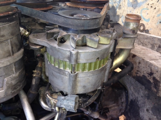 ขอขายเครื่องISUZU2800 โบ