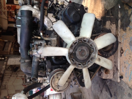 ขอขายเครื่องISUZU2800 โบ