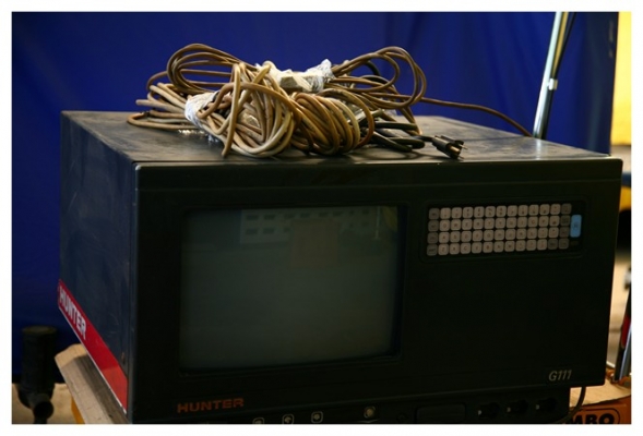 ขายเครื่องตั้งศูนย์ล้อ HUNTER G 111 ถูกๆครับ