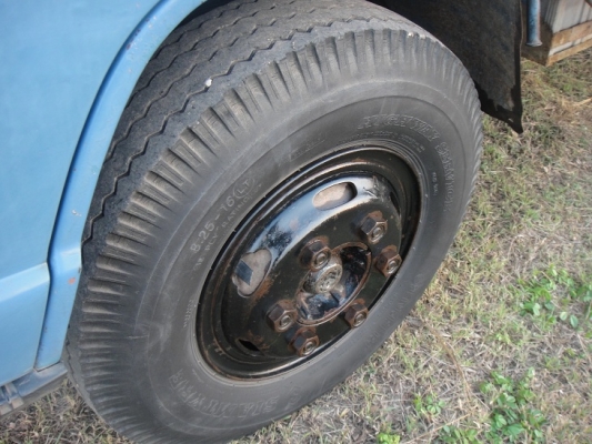 ขาย  ISUZU NPR 115 แรง เกียร์สั้น เอฟหลัง ( ห้างแท้ )