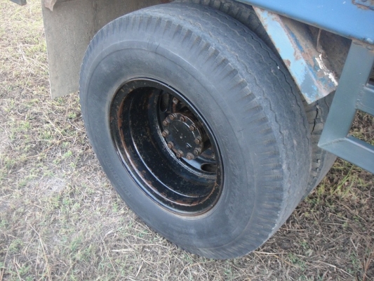 ขาย  ISUZU NPR 115 แรง เกียร์สั้น เอฟหลัง ( ห้างแท้ )